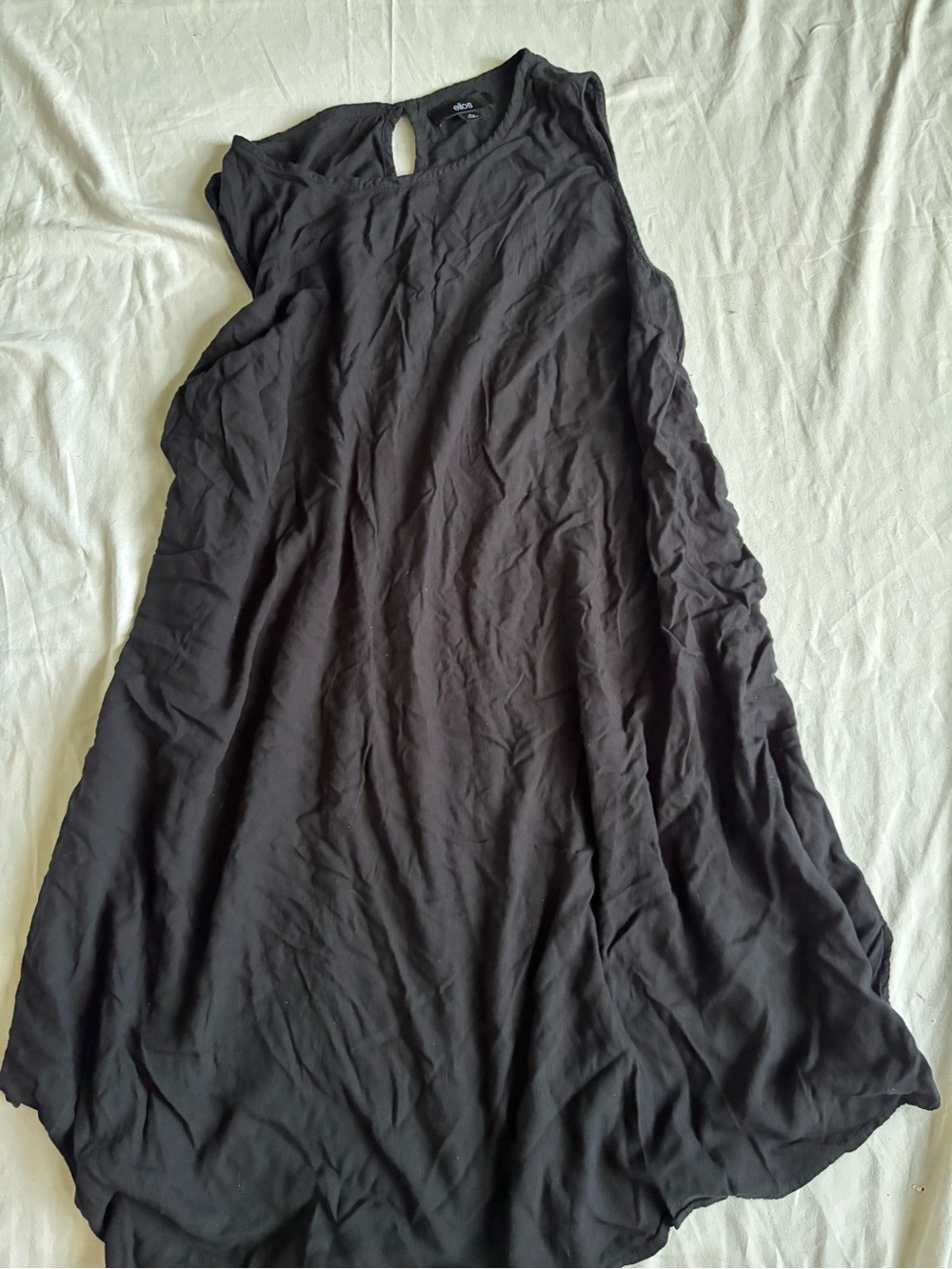Elos Black Sleeveless Swing Dress - Picture 2 of 4